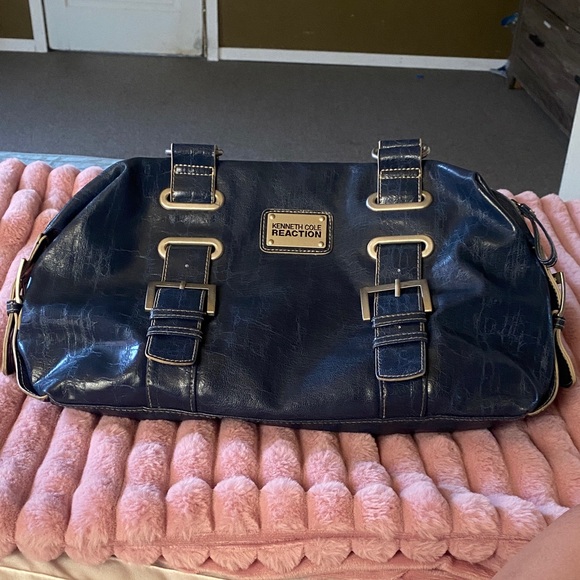 Kenneth Cole Reaction Dark Blue Shoulder Bag - Picture 1 of 5